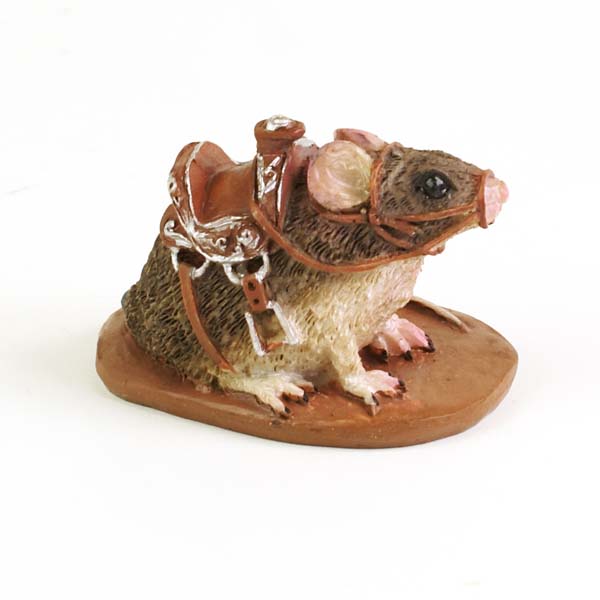 Mouse with Saddle